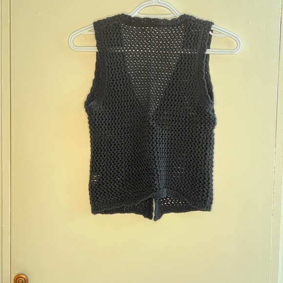 Glassons Black Knit Vest - Picture 3 of 3